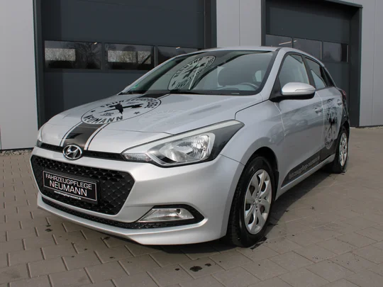 Hyundai i20 aus dem Mietangebot von Fahrzeugpflege Neumann